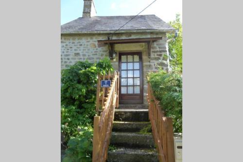 Breel House | Discover Les Deux Sabots: Pet-Friendly Family Getaway