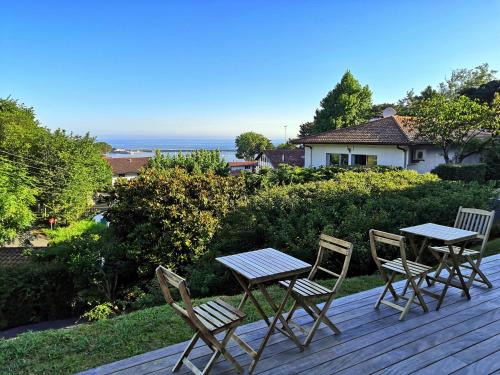 Ciboure House | Explore Les Digues Vauban: Oceanfront Retreat Awaits You