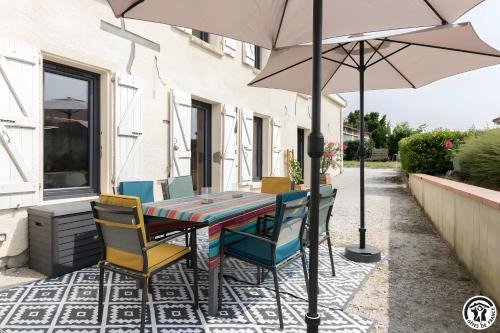 Caraman House | Les Echaunes
