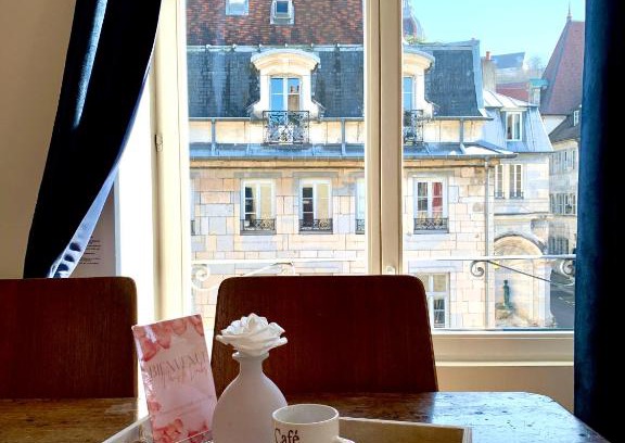 Besancon Old Town Apartment | Discover Les Fabuleux Appartements in Place Victor Hugo