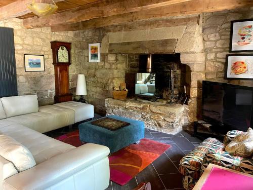 Langoelan House | Top-Rated Les Gîtes de Guernegroach - La Chaumière Retreat