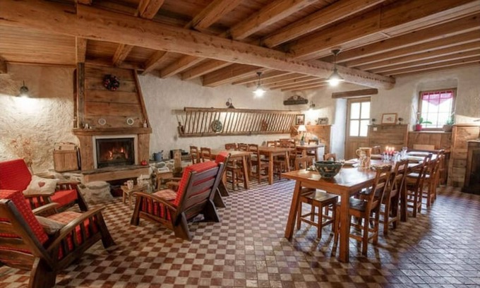 Bramans Villa | Gather at Les gîtes de la diligence with Pool & Breakfast