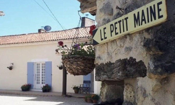 Juignac House | Discover Les Gîtes de Yanaely « Libie » with Private Pool