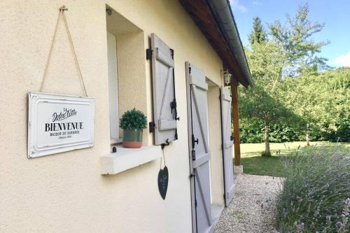 Fontaine-Sous-Jouy House | Discover Les Genêts: Family-Friendly Stay with 9.7 Rating