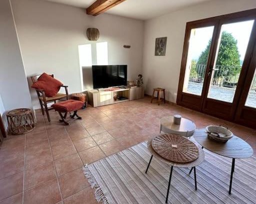 Bethon House | Discover Les Gigottes: Highly Rated & Pet-Friendly Escape
