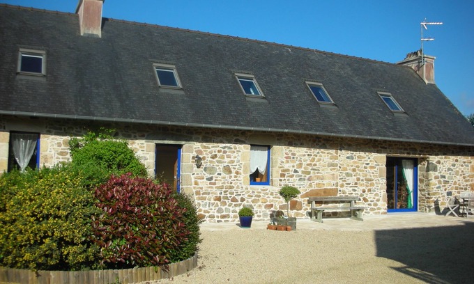 Guimaec House | Top-Rated Gîtes de Pont Guen with Oceanfront Views