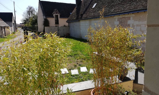 Joue-les-Tours Bed & Breakfast | Top-Rated Les Granges de l'Épan: Family-Friendly Retreat