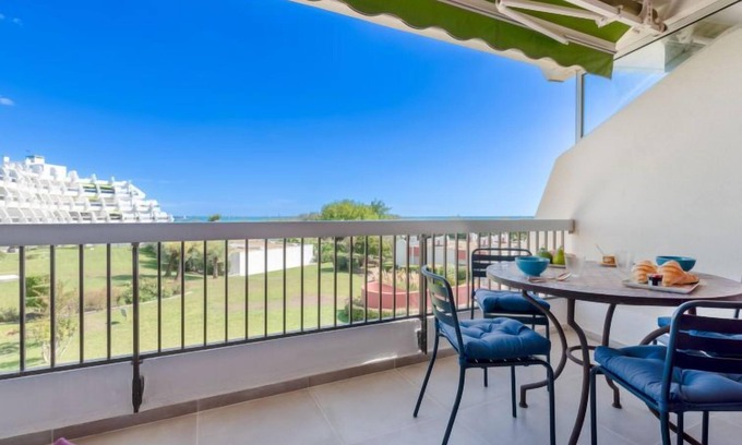 Le Couchant Apartment | Experience Les Grenadines: Oceanfront Bliss with Spa Access