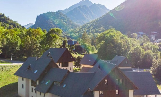 Saint-Colomban-des-Villards Apartment | Discover Les Hameaux de la Perrière: Pet-Friendly Retreat