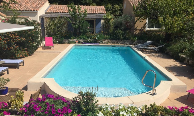 Eyragues House | Discover Les Hauts D'eyragues: Aigue Marine Oasis Awaits
