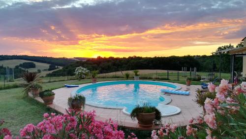 Grazac Bed & Breakfast | Oceanfront Escape at Les Hauts de Grazac - Rated 9.6/10!