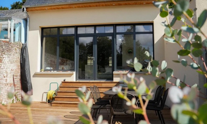 Saint-Valery-sur-Somme House | Discover Les Hirondelles: Family-Friendly Retreat with Garden