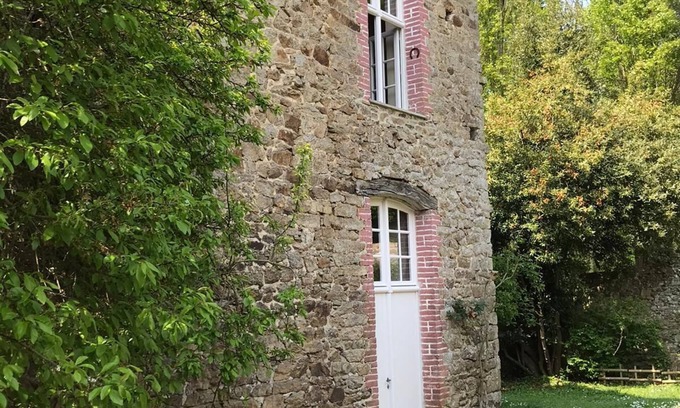 Lamballe Apartment | Discover Les Hirondelles: Family-Friendly with Kitchen Access
