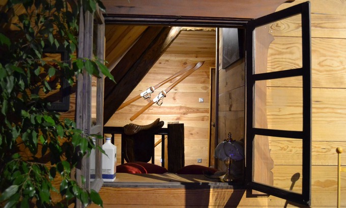 Plateau de Valdahon Bed & Breakfast | Discover Les Jardins d'Armance: Family-Friendly Retreat