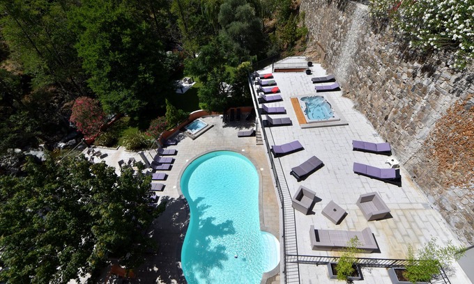Corte Hotel | Discover Les Jardins De La Glaciere: Family-Friendly Retreat