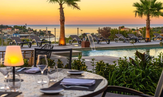 Port-Vendres Hotel | Discover Les Jardins du Cèdre: Pool, Spa & Family Fun