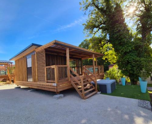 Maisod Ski Chalet | Family-Friendly Getaway at Les Lodges d'Emeraude