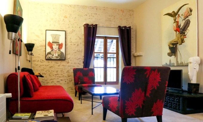Pontlevoy Apartment | Experience the Eccentric Loft at Les Loges de Saint Eloi