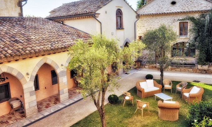 Grillon House | Discover Les Logis du Bourg - A Ryad with Pool & Spa
