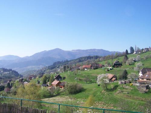 Geishouse Bed & Breakfast | Family-Friendly Escape at Les Lupins - Rated 9.3/10