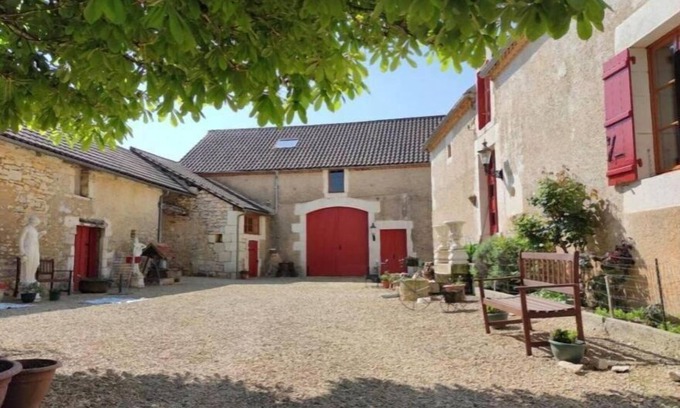Gabillou Other | Les Mérigots: Tranquil Retreat with Pool and Spa Amenities