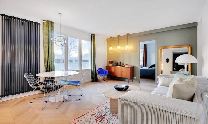 Billancourt–Rives de Seine Apartment | Elegant Les Maisons de Charloc: F3 with Balcon and Access