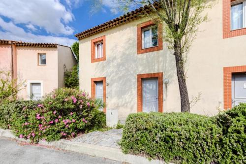 Rouret Apartment | Discover Les maisons Le Rouret - Ideal for Families and Pets