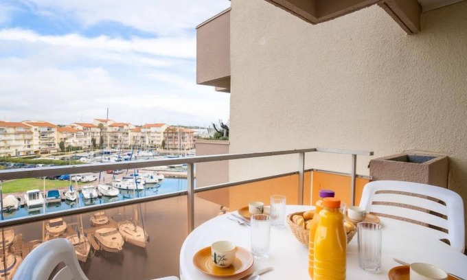 Le Port Apartment | Oceanfront Escape at Les Marines du Soleil by Interhome