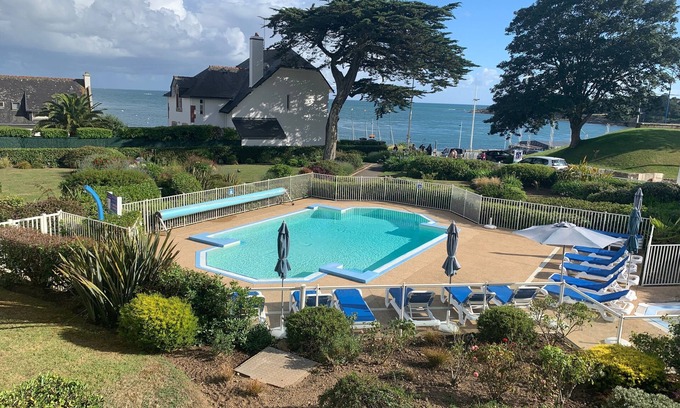 Benodet Apartment | Oceanfront Retreat at Les Mouettes Marines - Scenic Views Await