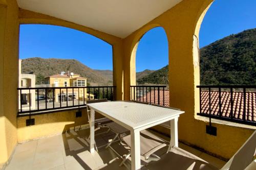 Avene House | Family-Friendly C12 Les Naïades with Pool & Pet Amenities