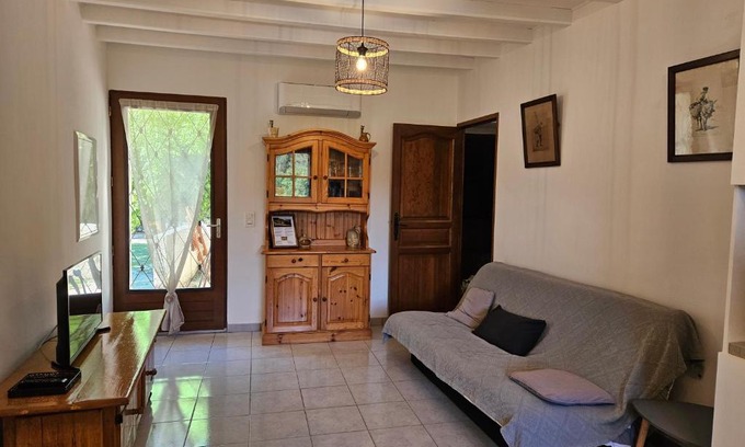 Ansouis Apartment | Family-Friendly Stay at Les Oliviers: Rated 9.3/10