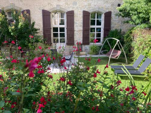 Castelnaudary House | Oceanfront Escape at Les Ordalies - Rated 9.6/10