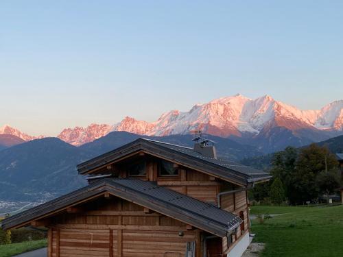 Combloux Ski Chalet | Pet-Friendly Retreat at Les Ours de Combloux, Rated 9.3/10