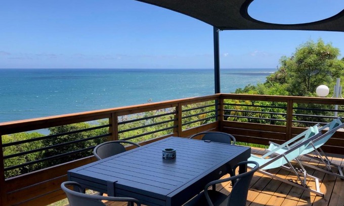 Sainte Marie Apartment | Experience Les Pailles en Queue: 4-Star Oceanfront Retreat