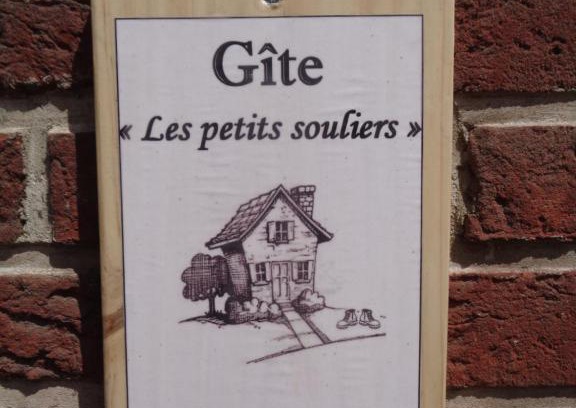 Lestrem House | Discover Les Petits Souliers: Highly Rated Family Retreat