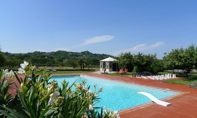Piegon House | Oceanfront Getaway at Les Piégonnaises - 9.7/10 Rating