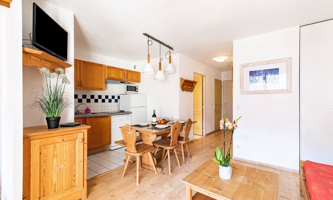 Bagneres-de-Luchon Apartment | Top-Rated Les Pics d'Aran - Steps from Ski Lifts & Spa