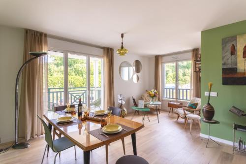 Sables-d'Or-les-Pins Apartment | Les pins 102 - 5min à Pied de la Plage