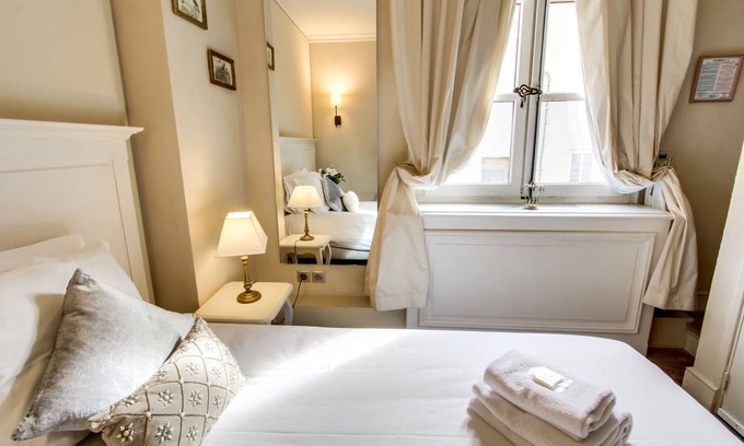 Mazarin Quarter Hotel | Discover Les Quatre Dauphins: Family-Friendly Getaway