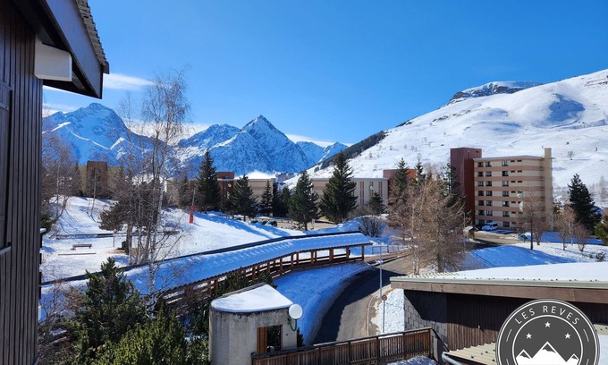 Mont-de-Lans Apartment | Top-Rated Les Rêves Blancs: Family-Friendly Comfort in Les 2 Alpes