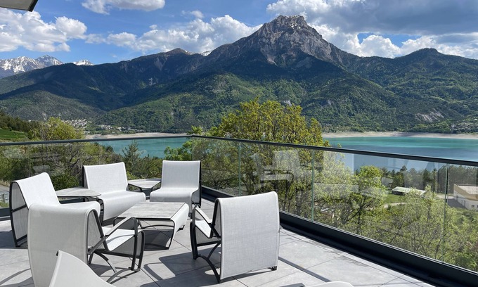 Savines-le-Lac Apartment | Les Restanques du Lac: Guest Rated 10/10 with Pool & Spa
