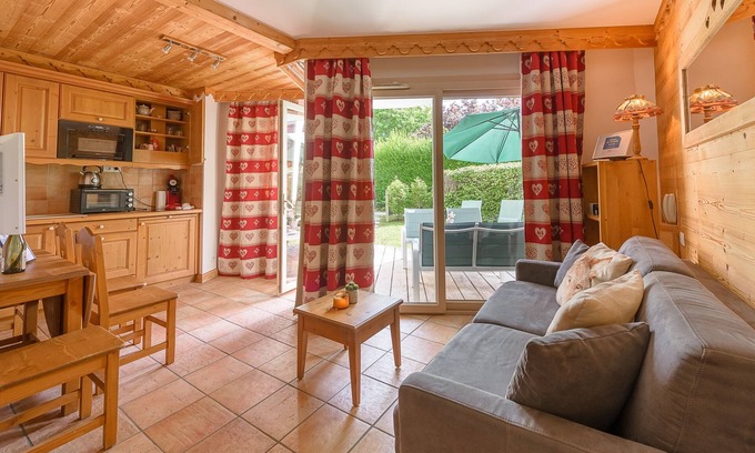 Duingt Apartment | Les Roseaux du Lac 10 - T2 avec jardin privatif et terrasse