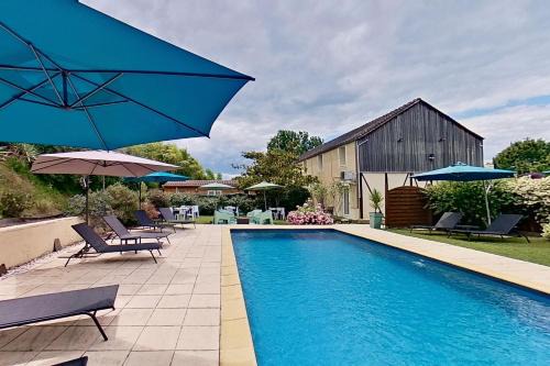 Sarlat-la-Caneda Apartment | Experience LES STUDIOS DE SARLAT with Oceanfront Views