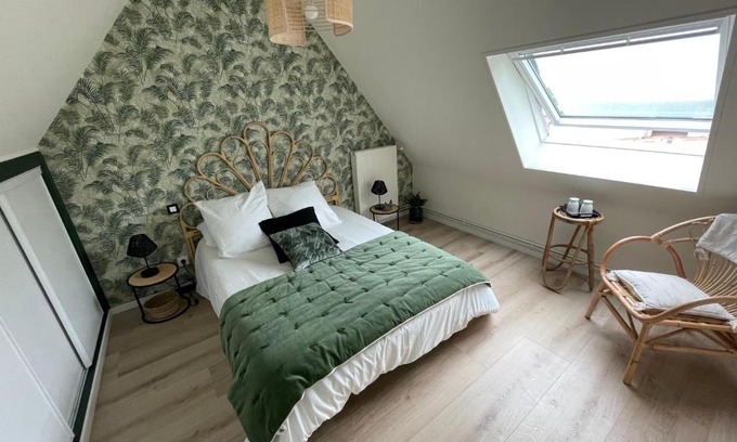Esquay-sur-Seulles Bed & Breakfast | Oceanfront Escape at Le Doux Refuge - Guest Rated 9.8/10