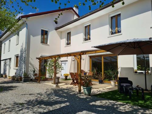 Chapareillan House | Family-Friendly Retreat at Les Tilleuls de Chapareillan