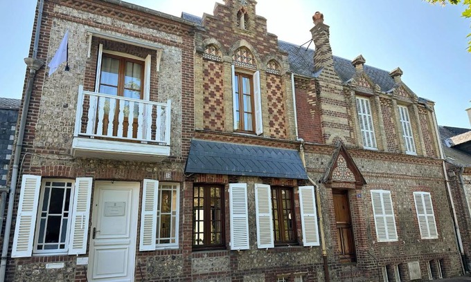 Etretat Hotel | Pet-Friendly Retreat at Les Turquoises Étretat - Boutique Hotel