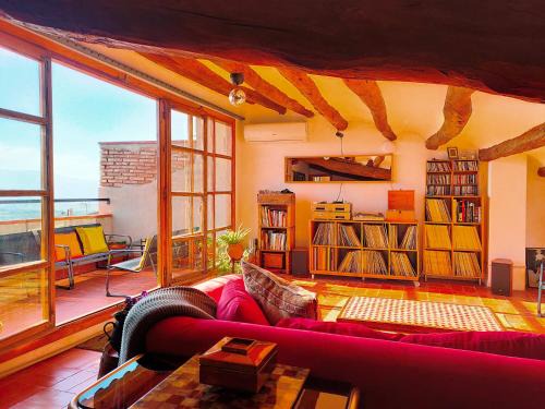 Barbera de la Conca House | Les Voltes II - 3BD Retreat with Pool and Hilltop Views
