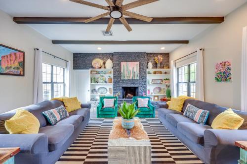 Boerne House | Less Than 1 Mi to Dtwn Home with Fenced Yard in Boerne!