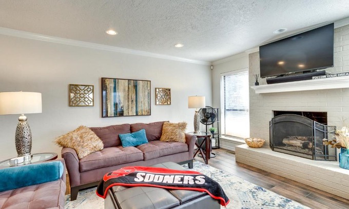 Norman House | Convenient Vacation Rental Near University with Pet Access