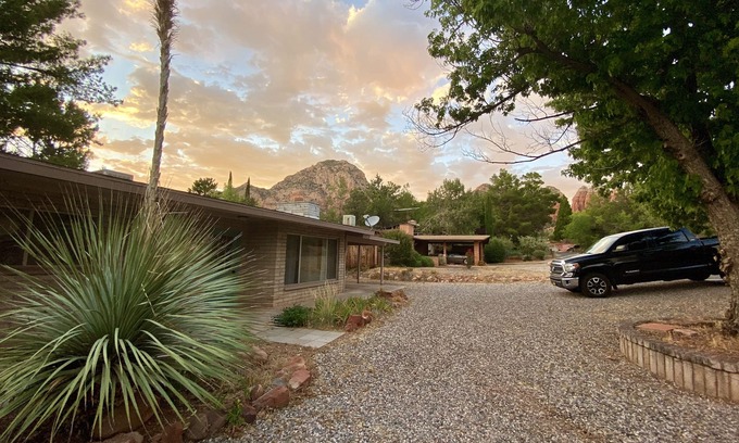 West Sedona House | Explore Top Sedona Trails Just Steps from Your Hotel